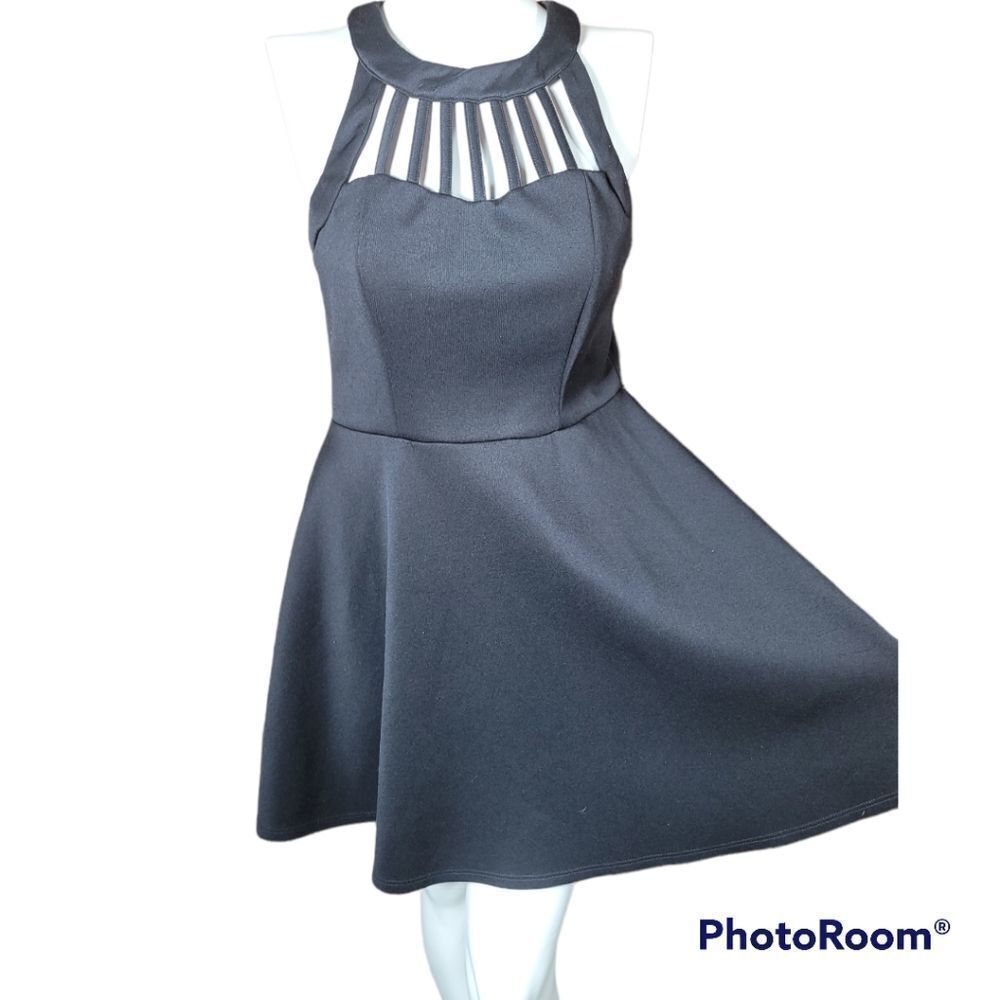 Trixxi Fit & Flare Little Black Dress Large - Picture 2 of 5